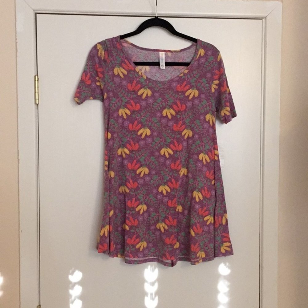 XXS LuLaRoe Perfect Tee C04 07‎